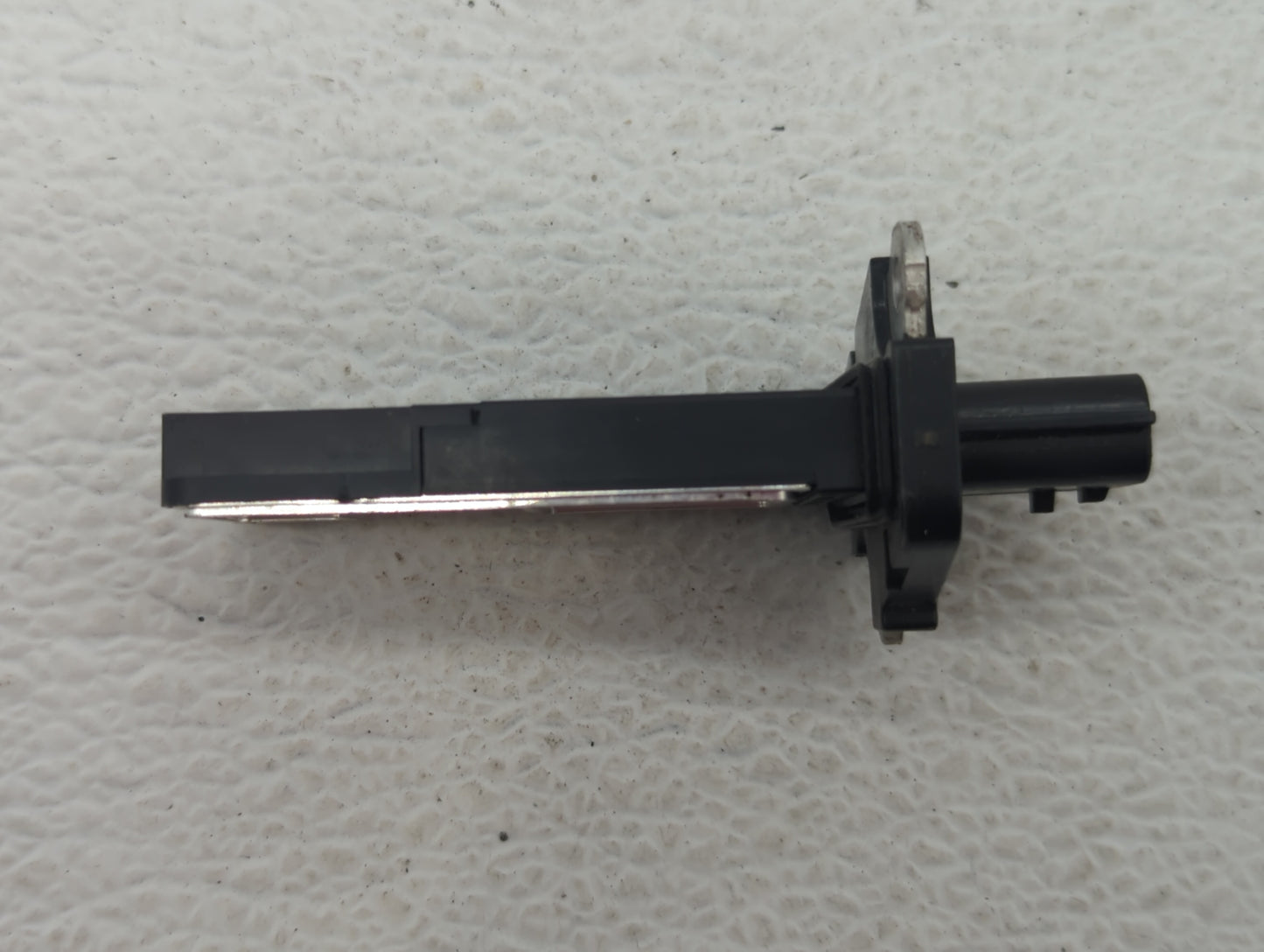 2005-2022 Nissan Armada Mass Air Flow Meter Maf - Oemusedautoparts1.com