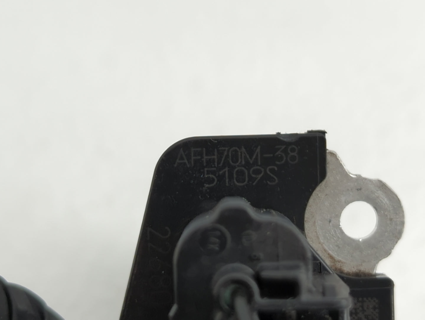 2005-2022 Nissan Armada Mass Air Flow Meter Maf - Oemusedautoparts1.com