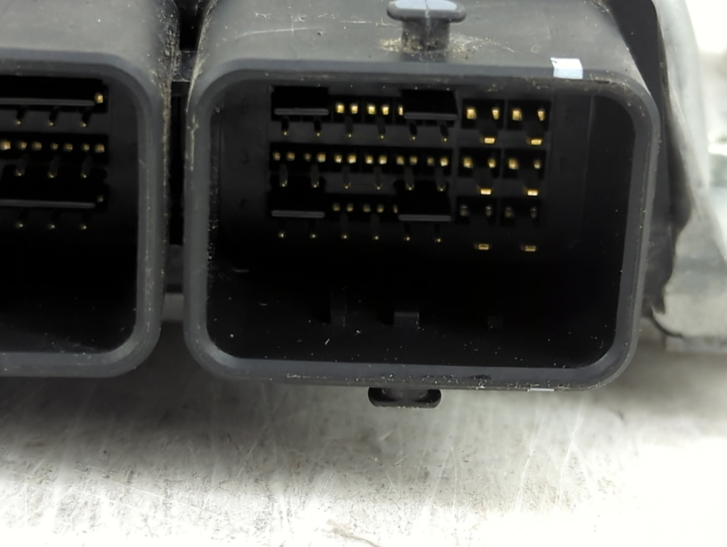 2018 Nissan Frontier PCM Engine Control Computer ECU ECM PCU OEM P/N:NEC030-063 Fits Fits 2019 OEM Used Auto Parts - Oemused