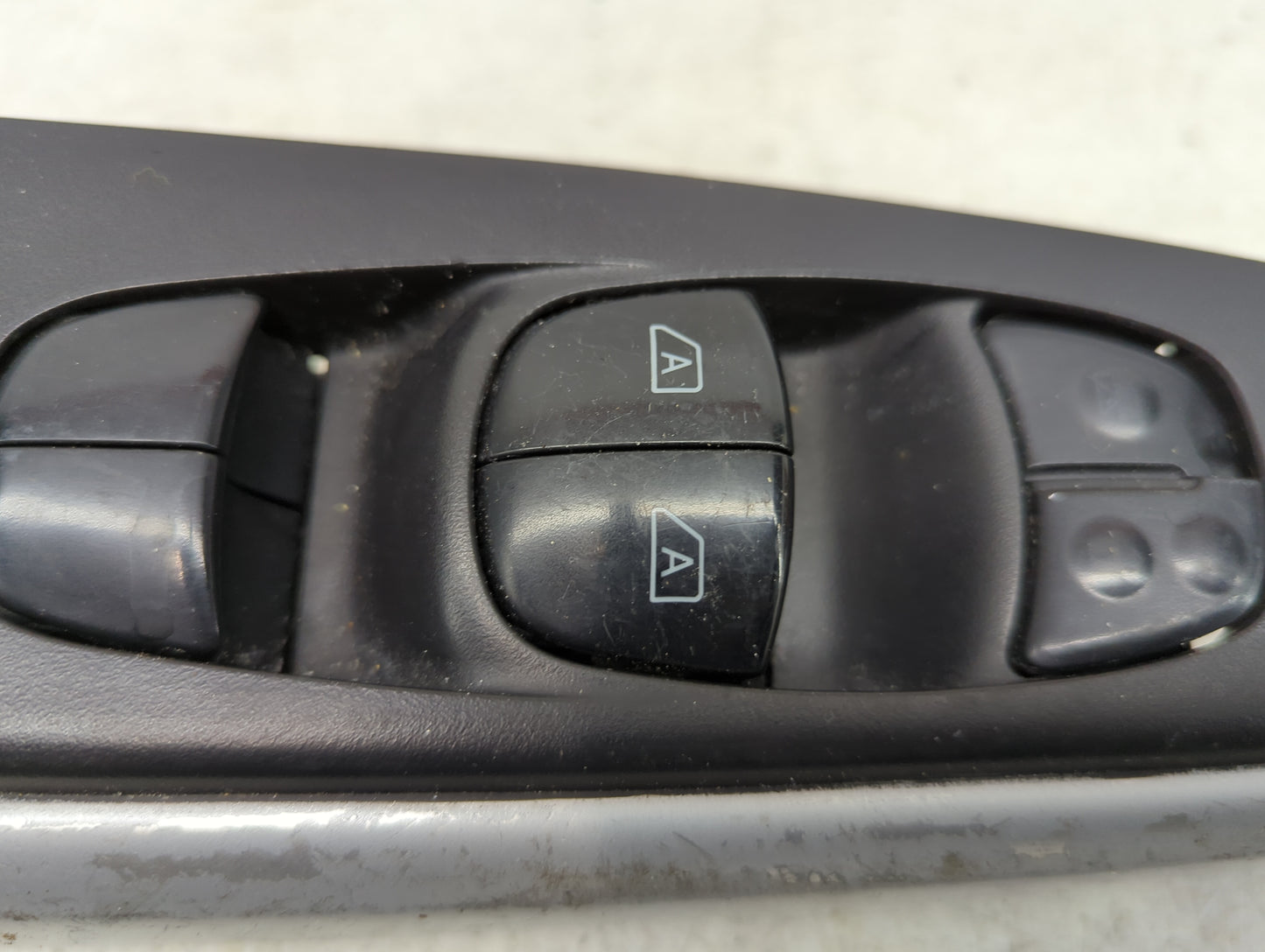 2018-2021 Nissan Kicks Master Power Window Switch Replacement Driver Side Left P/N:25401-5RL0A Fits Fits 2018 2019 2020 2021