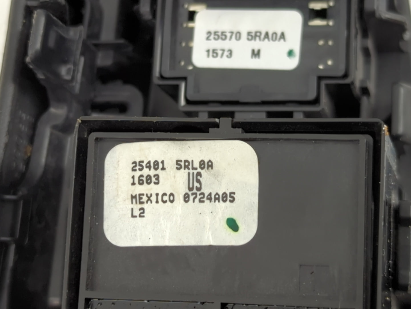 2018-2021 Nissan Kicks Master Power Window Switch Replacement Driver Side Left P/N:25401-5RL0A Fits Fits 2018 2019 2020 2021