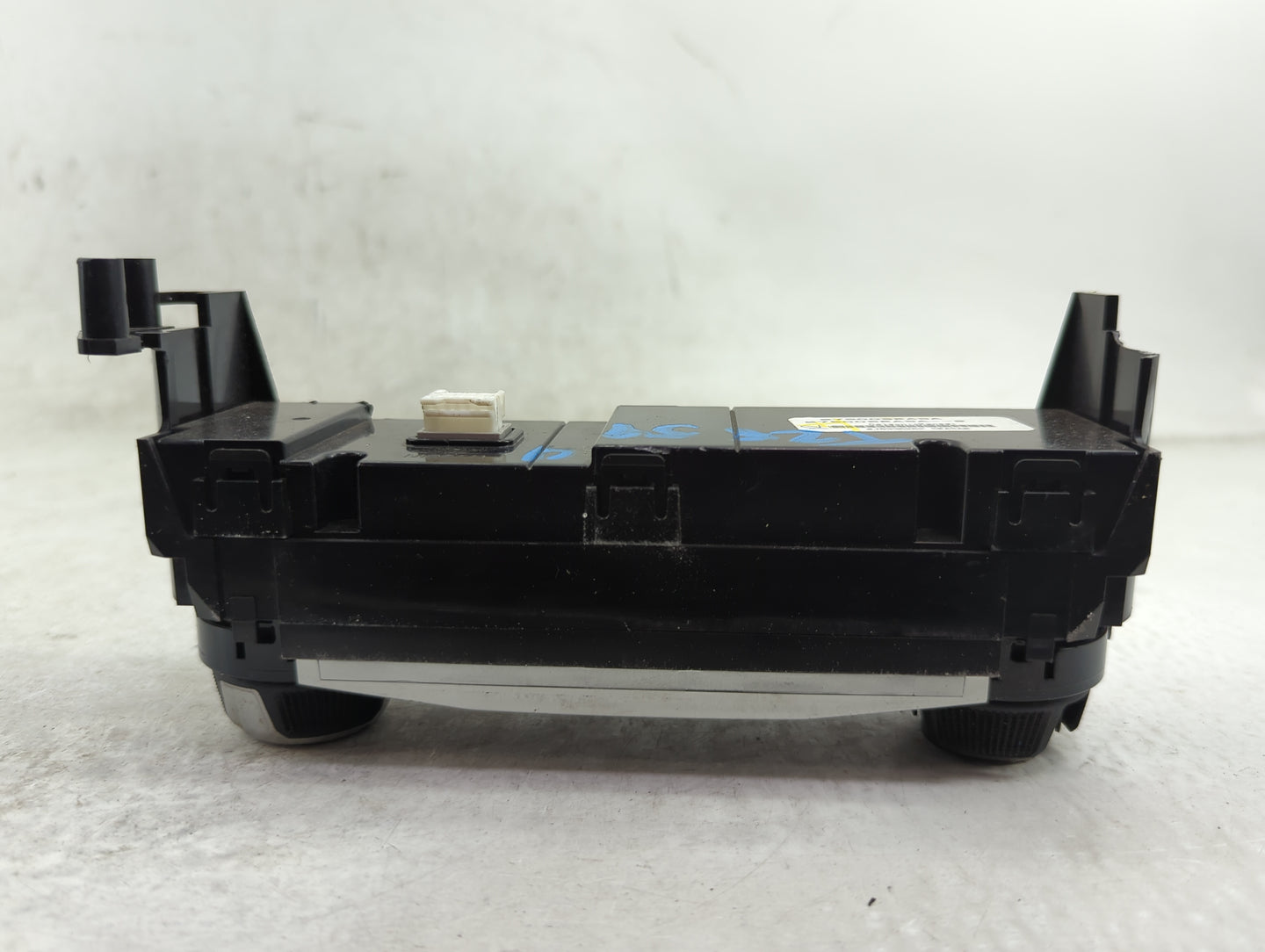 2019-2020 Nissan Kicks Climate Control Module Temperature AC/Heater Replacement P/N:275005RA5A 275005RA5A-B Fits OEM Used Au