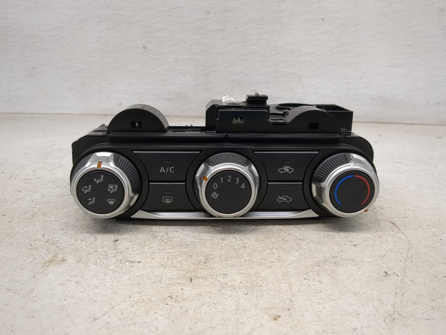 2019-2020 Nissan Kicks Climate Control Module Temperature AC/Heater Replacement P/N:275005RA5A 275005RA5A-B Fits OEM Used Au