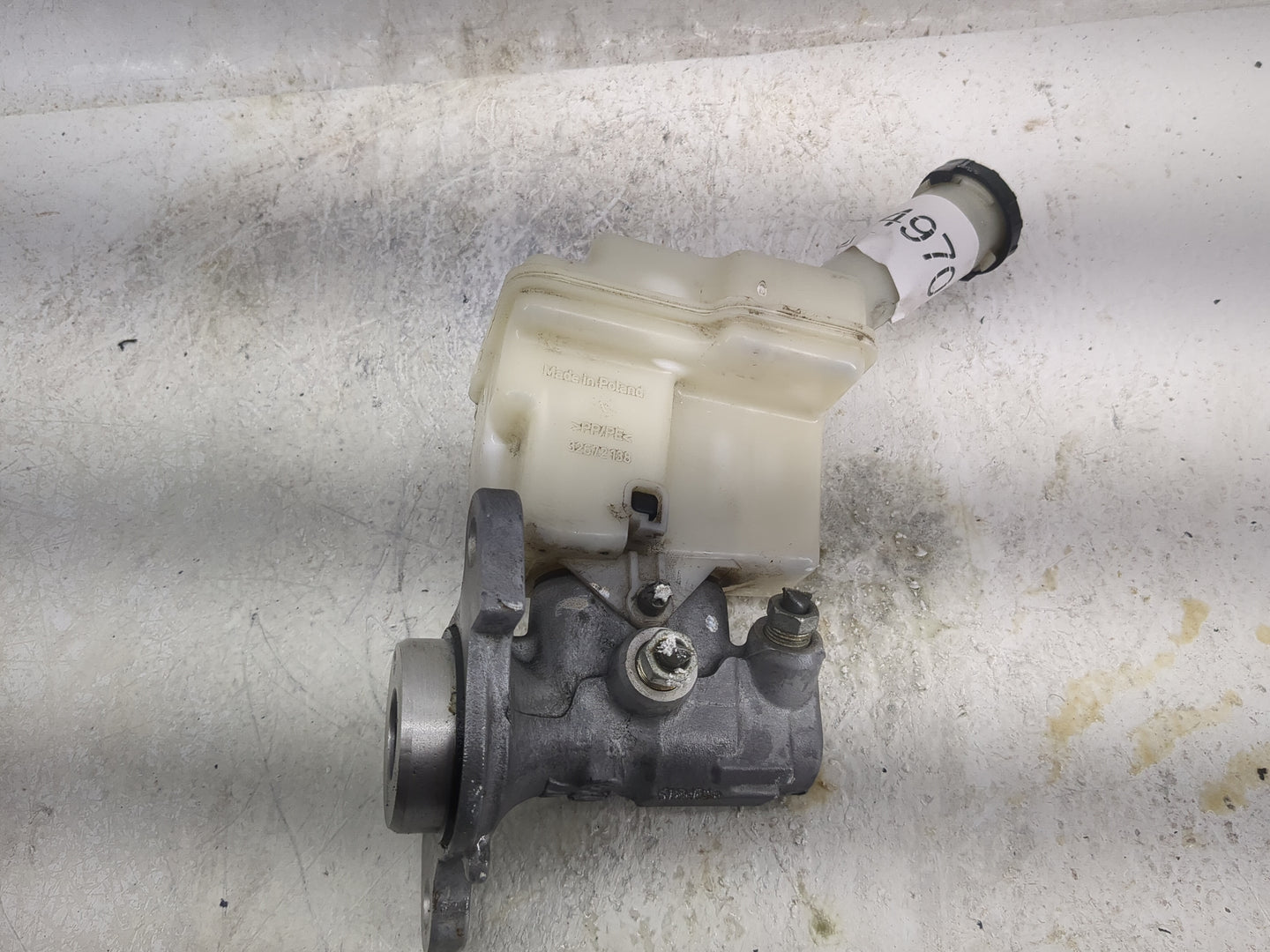 2018-2020 Nissan Kicks Brake Master Cylinder 1497010 - Oemusedautoparts1.com