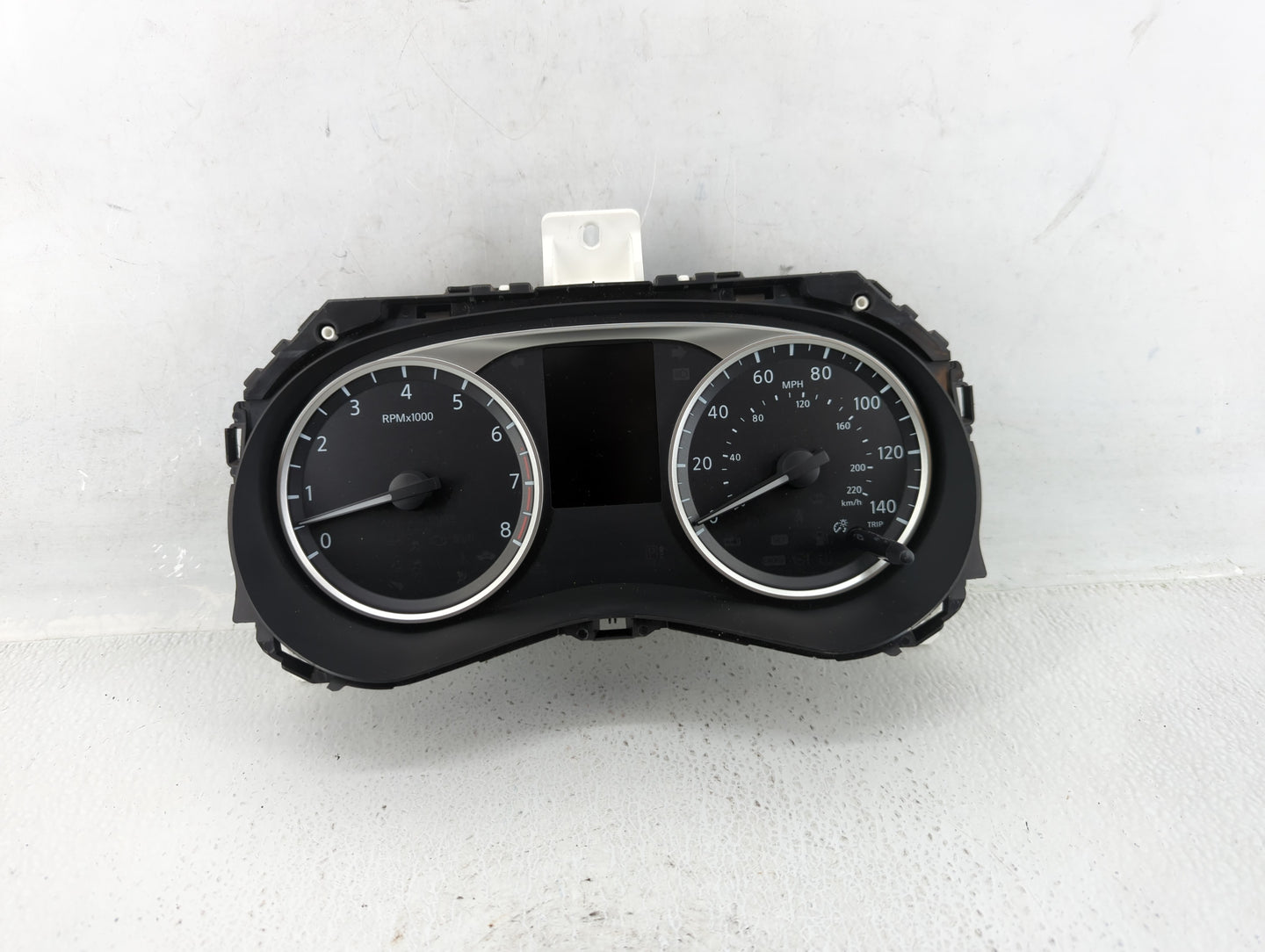 2018-2019 Nissan Kicks Instrument Cluster Speedometer Gauges Fits Fits 2018 2019 OEM Used Auto Parts - Oemusedautoparts1.com