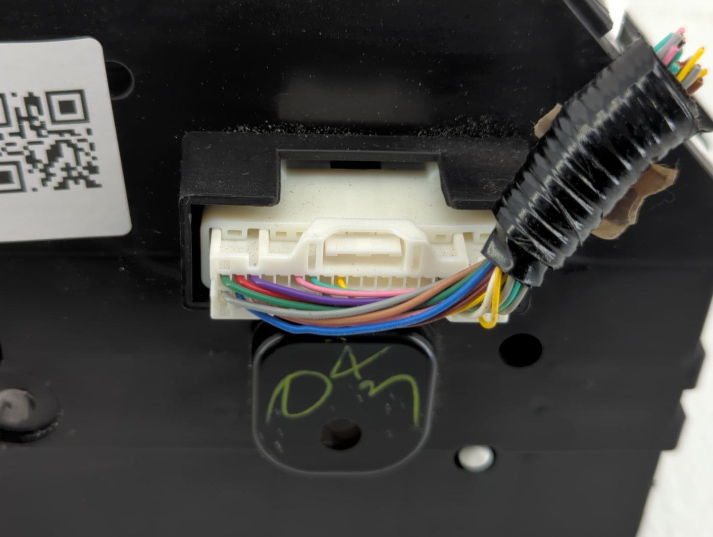 2018-2019 Nissan Kicks Instrument Cluster Speedometer Gauges Miles: Fits Fits 2018 2019 OEM Used Auto Parts - Oemusedautopar