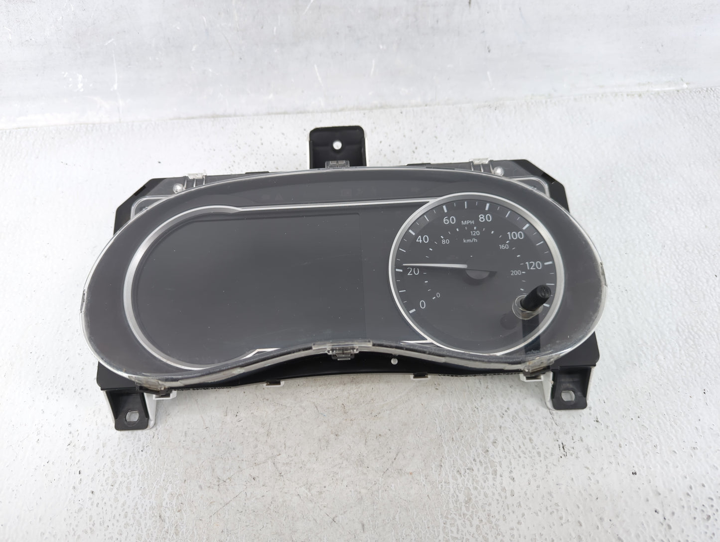 2018-2019 Nissan Kicks Instrument Cluster Speedometer Gauges P/N:24810 5RL0B Fits Fits 2018 2019 OEM Used Auto Parts - Oemus