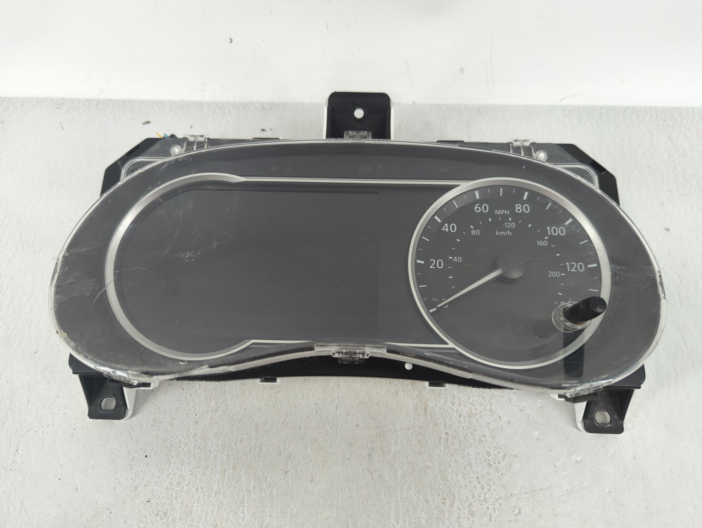 2018-2019 Nissan Kicks Instrument Cluster Speedometer Gauges P/N:24810 5RL0B Fits Fits 2018 2019 OEM Used Auto Parts - Oemus