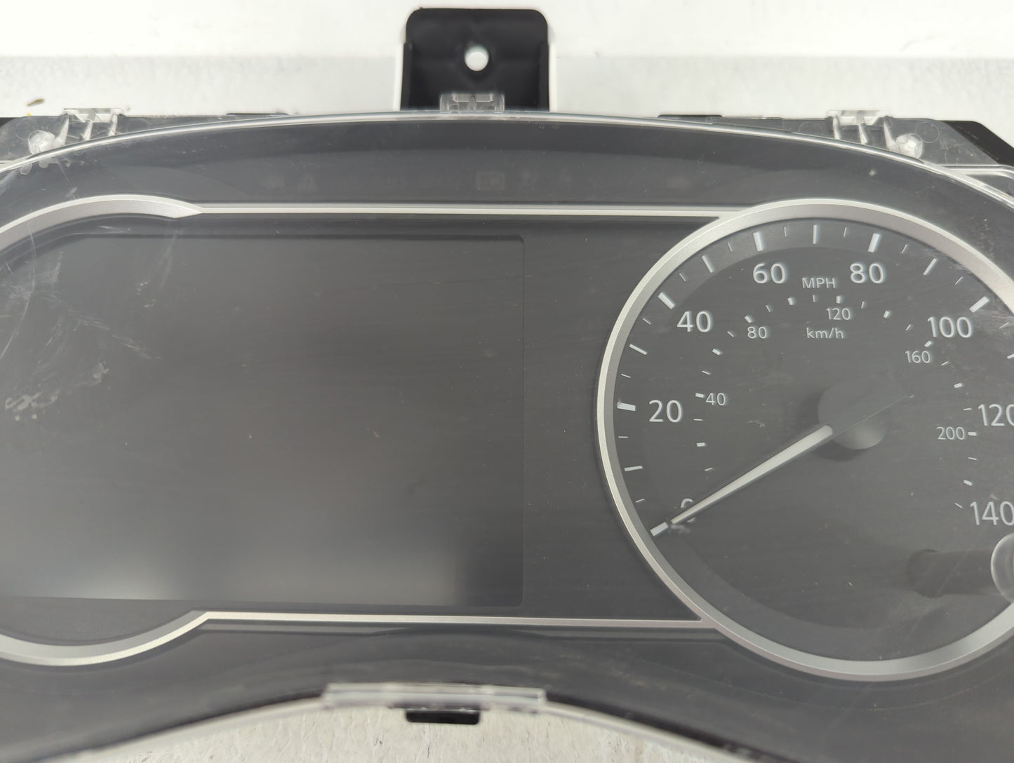 2018-2019 Nissan Kicks Instrument Cluster Speedometer Gauges P/N:24810 5RL0B Fits Fits 2018 2019 OEM Used Auto Parts - Oemus