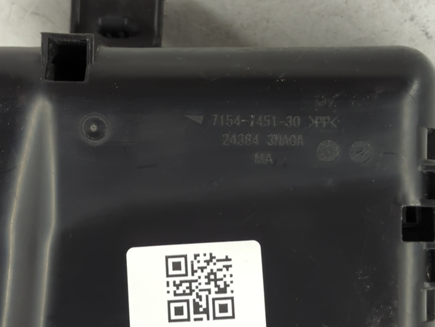 2018-2021 Nissan Leaf Fusebox Fuse Box Panel Relay Module P/N:24384 3NA0A 7154-7451-30 Fits Fits 2018 2019 2020 2021 OEM Use
