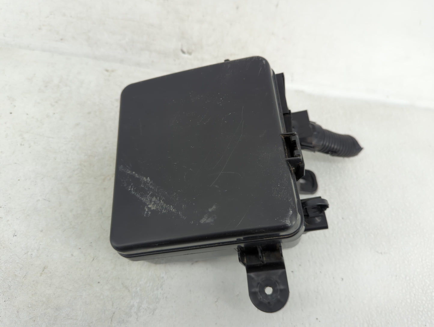 2018-2021 Nissan Leaf Fusebox Fuse Box Panel Relay Module P/N:24384 3NA0A 7154-7451-30 Fits Fits 2018 2019 2020 2021 OEM Use