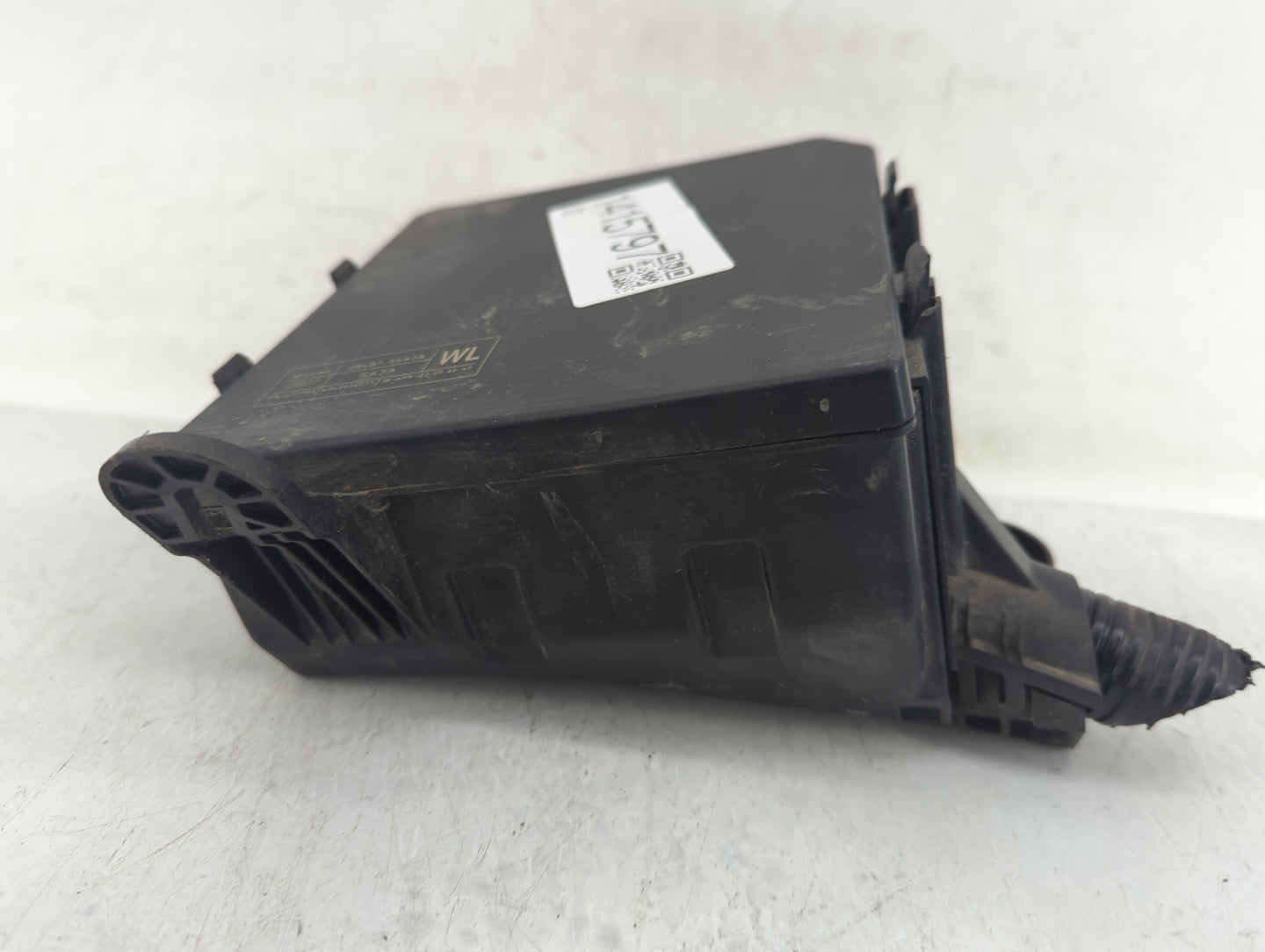 2018-2021 Nissan Leaf Fusebox Fuse Box Panel Relay Module P/N:284B7 5SA3A Fits Fits 2018 2019 2020 2021 OEM Used Auto Parts 