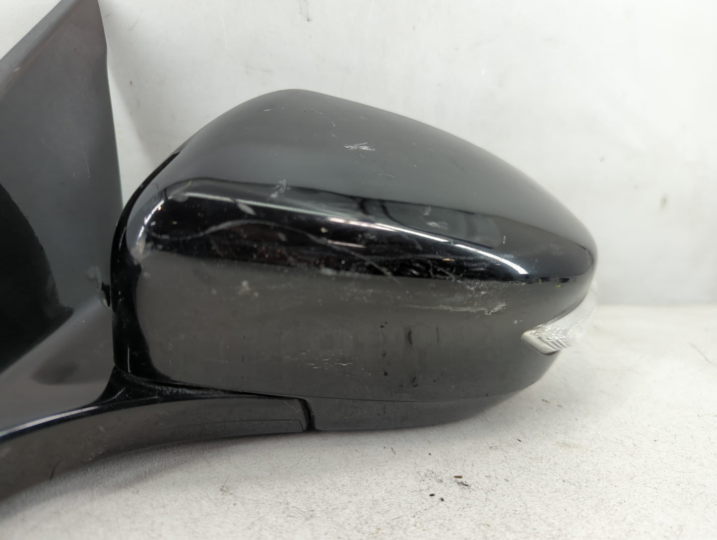 2016-2020 Nissan Maxima Driver Side View Mirror - Left Door Mirror OEM Used - Oemusedautoparts1.com