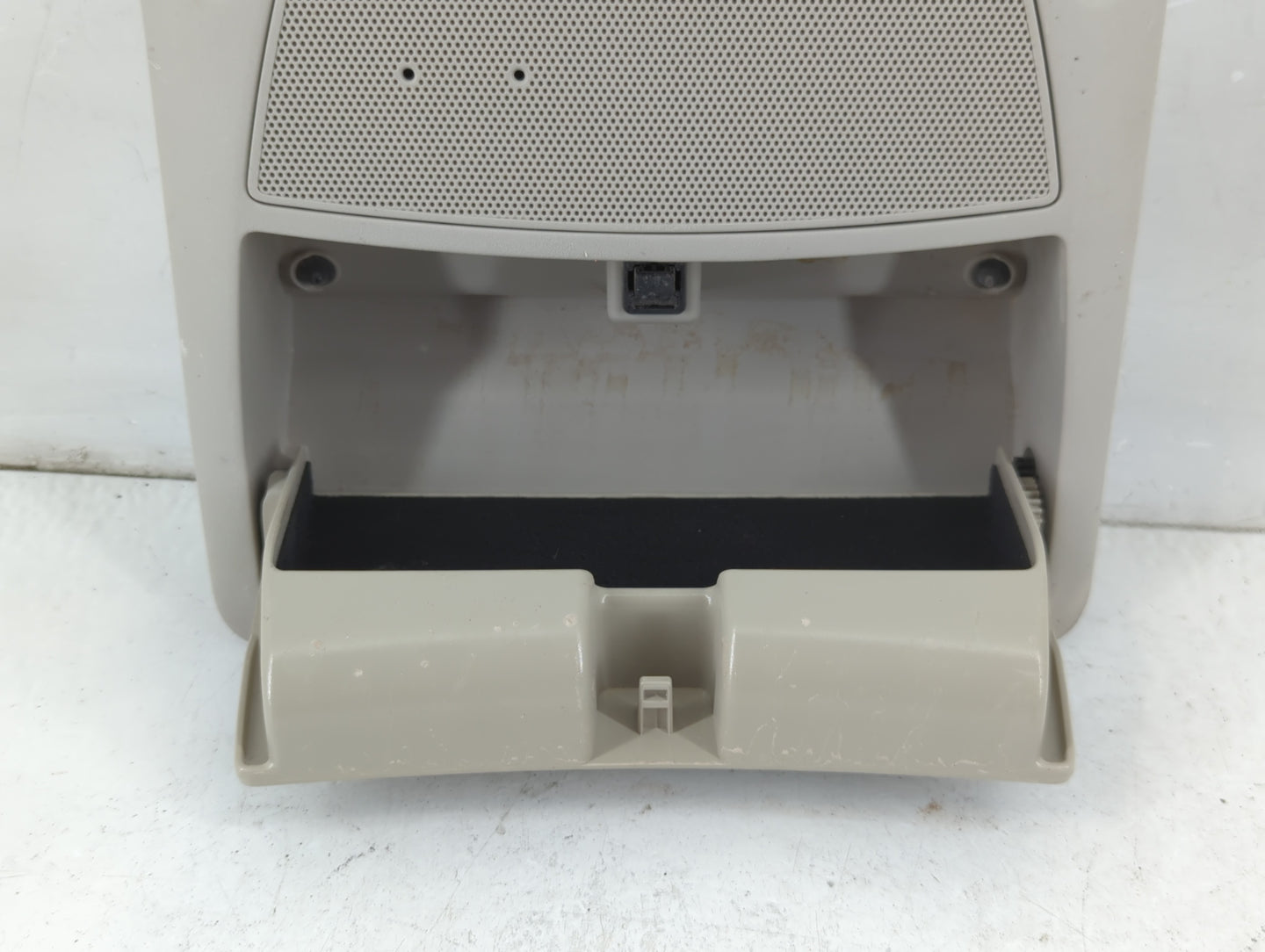 2018 Nissan Maxima Overhead Roof Console - Oemusedautoparts1.com