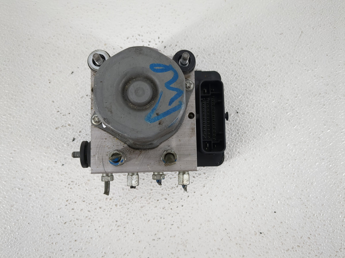 2017-2018 Nissan Maxima Anti-Lock Brake ABS Pump Module Actuator OEM P/N:47660 9DD0A Fits Fits 2017 2018 OEM Used Auto Parts