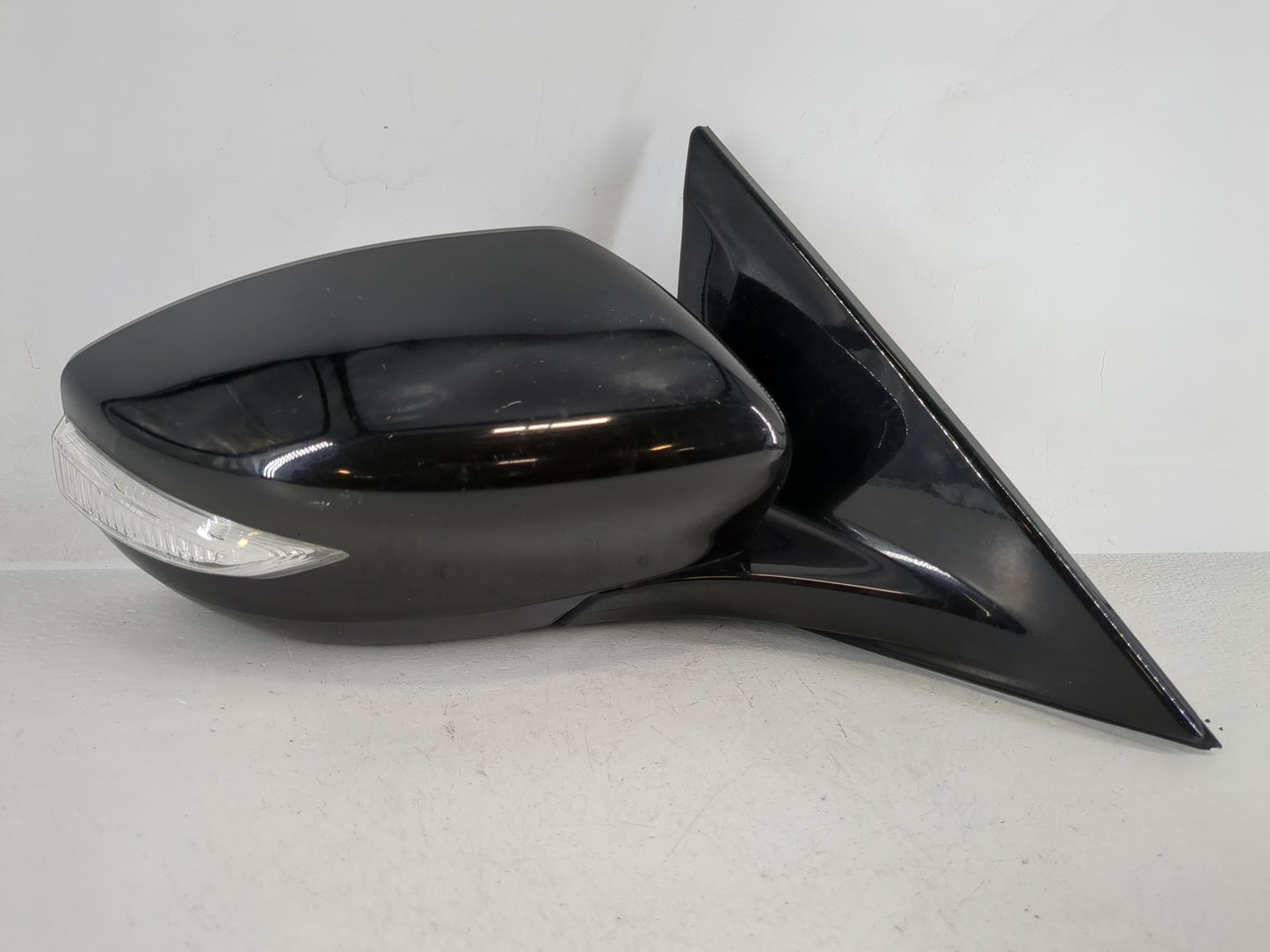 2016-2020 Nissan Maxima Passenger Side View Mirror - Right Door Mirror OEM Used - Oemusedautoparts1.com