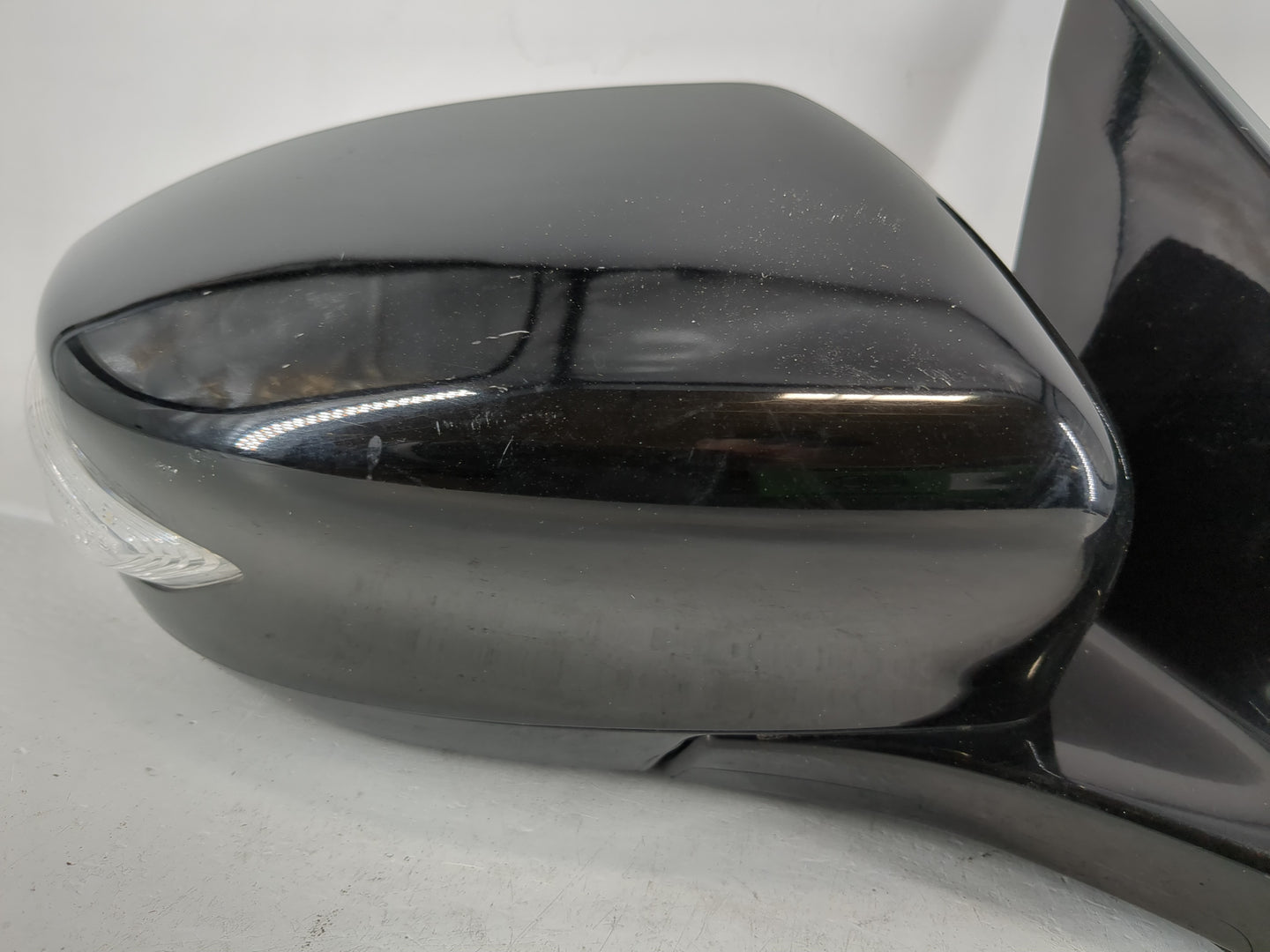 2016-2020 Nissan Maxima Passenger Side View Mirror - Right Door Mirror OEM Used - Oemusedautoparts1.com