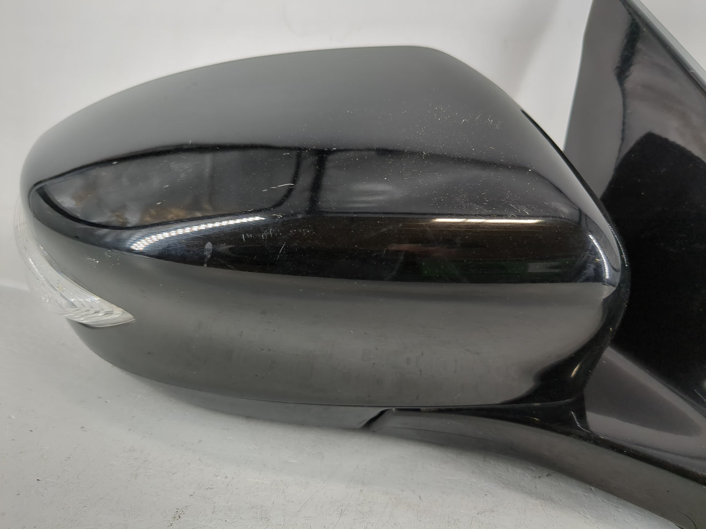 2016-2020 Nissan Maxima Passenger Side View Mirror - Right Door Mirror OEM Used - Oemusedautoparts1.com