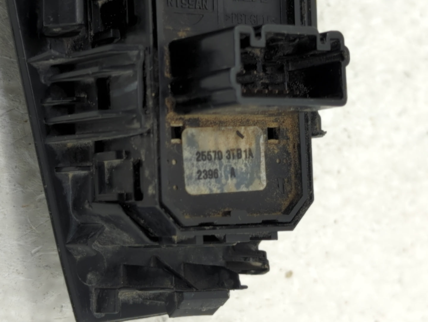 2016-2021 Nissan Maxima Master Power Window Switch Replacement Driver Side Left P/N:25570 3TB1A 25401-3NA0B Fits OEM Used Au