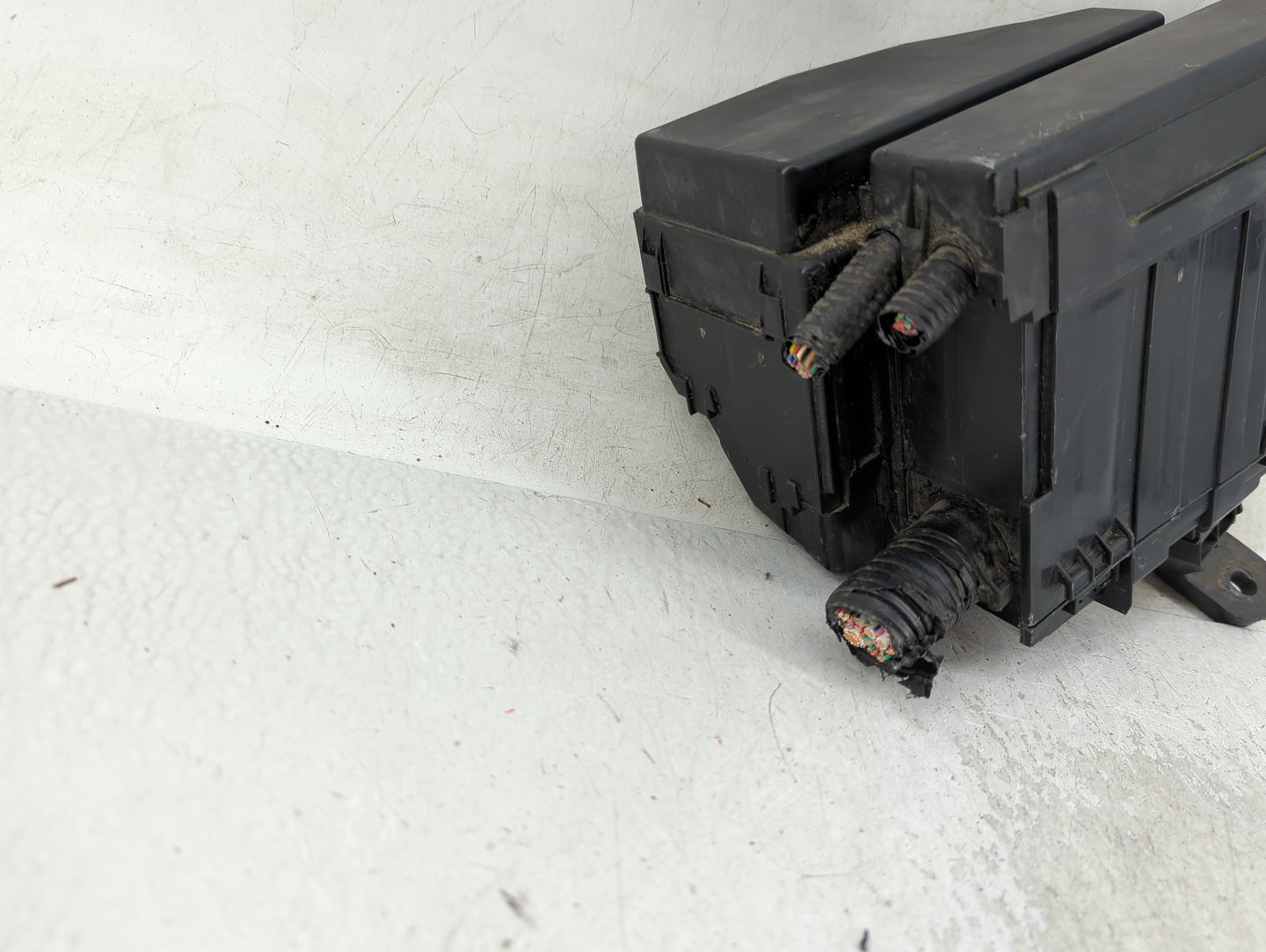 2016-2021 Nissan Maxima Fusebox Fuse Box Panel Relay Module Fits Fits 2016 2017 2018 2019 2020 2021 OEM Used Auto Parts - Oe