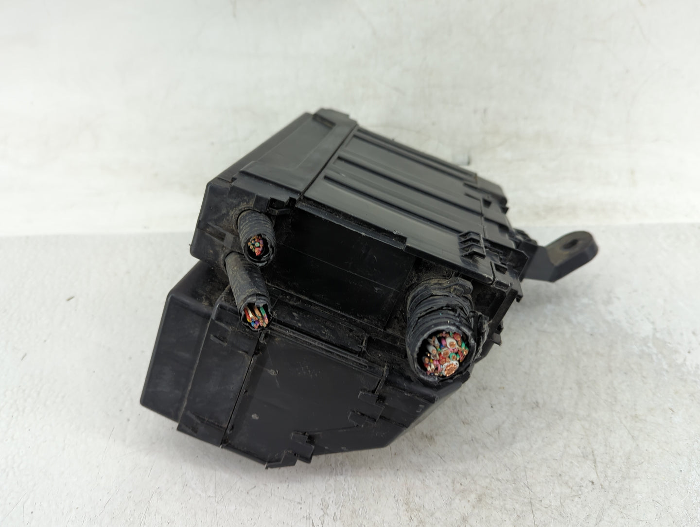 2016-2021 Nissan Maxima Fusebox Fuse Box Panel Relay Module Fits Fits 2016 2017 2018 2019 2020 2021 OEM Used Auto Parts - Oe