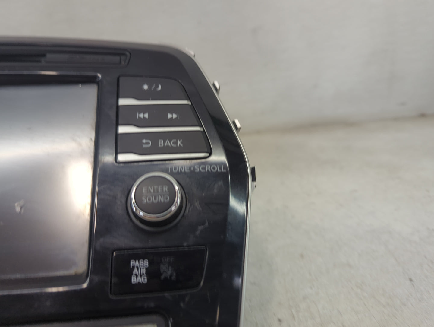 2018 Nissan Maxima Radio AM FM Cd Player Receiver Replacement P/N:259159DE0A QY-8800 Fits OEM Used Auto Parts - Oemusedautop