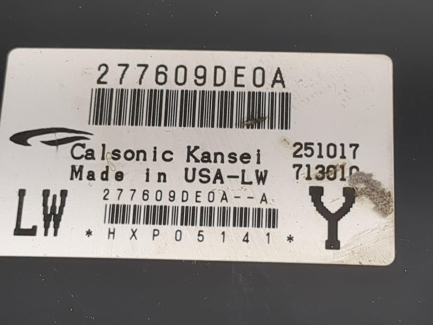 2016-2018 Nissan Maxima Radio AM FM Cd Player Receiver Replacement P/N:277609DE0A Fits Fits 2016 2017 2018 OEM Used Auto Par