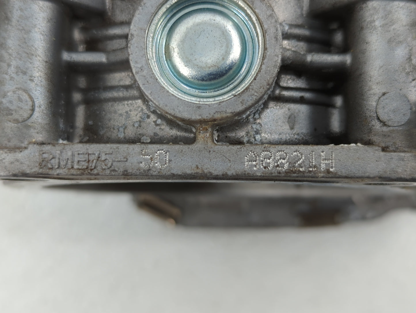 2016-2019 Nissan Maxima Throttle Body P/N:RME76-50 RME75-50, 6Z19A2 Fits Fits 2016 2017 2018 2019 OEM Used Auto Parts - Oemu