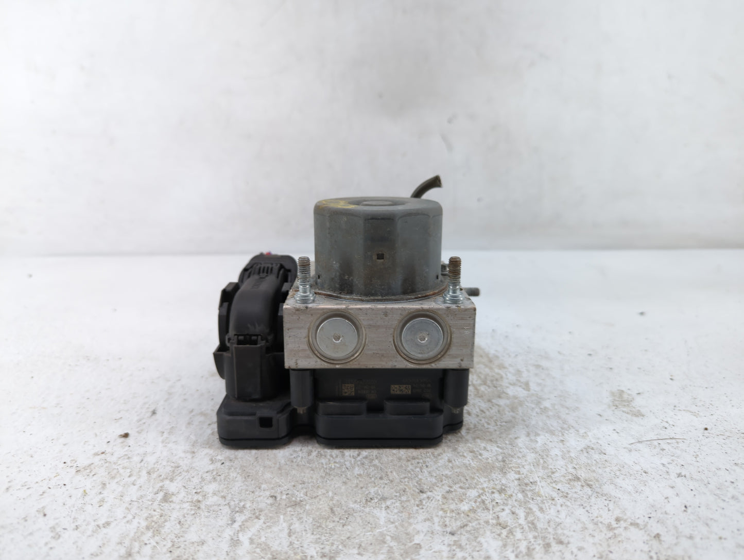 2017-2018 Nissan Maxima ABS Pump Control Module Replacement P/N:47660 9DD0A Fits Fits 2017 2018 OEM Used Auto Parts - Oemuse