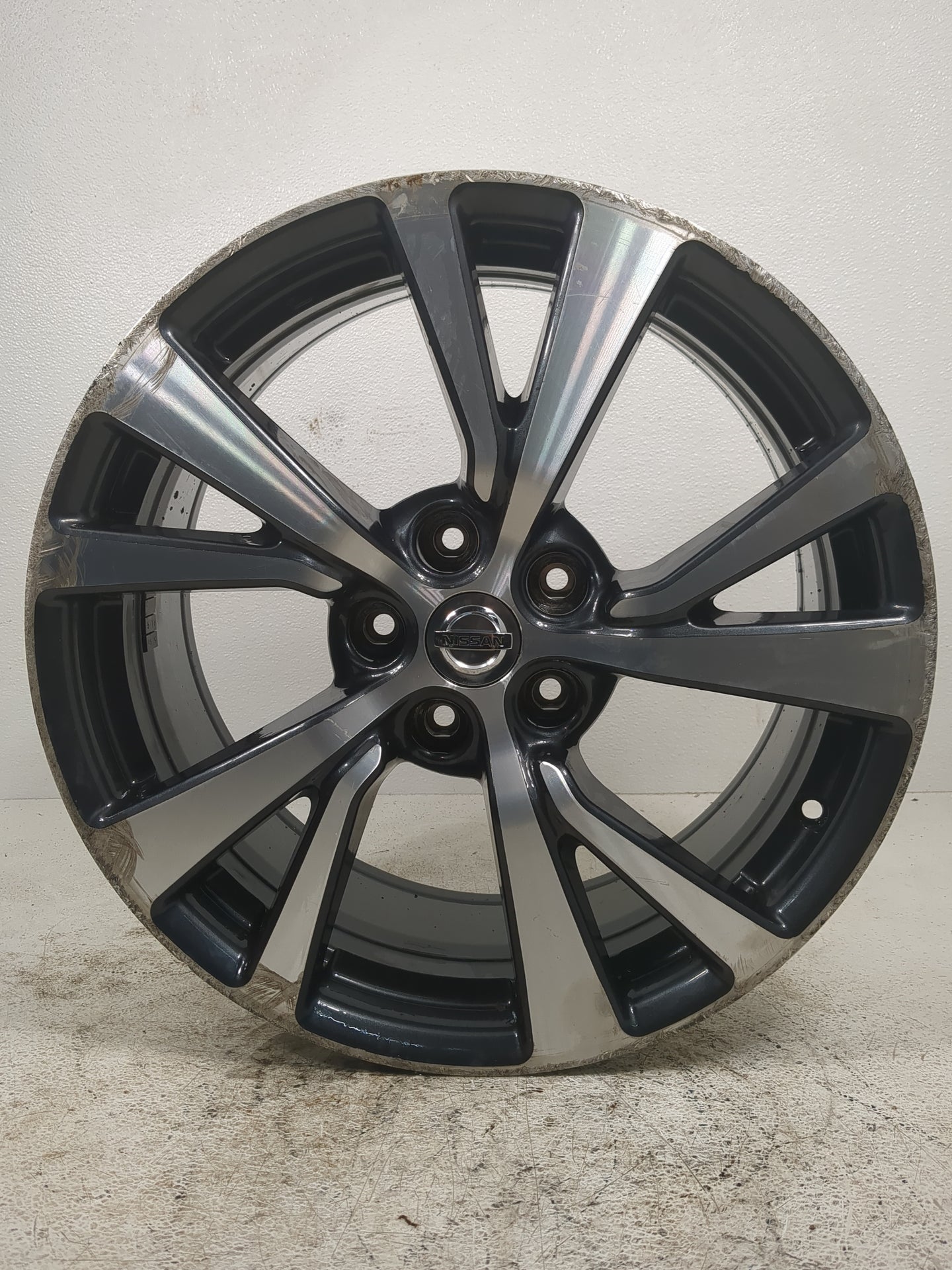 2018 Nissan Maxima Oem Wheel Rim Black - Oemusedautoparts1.com