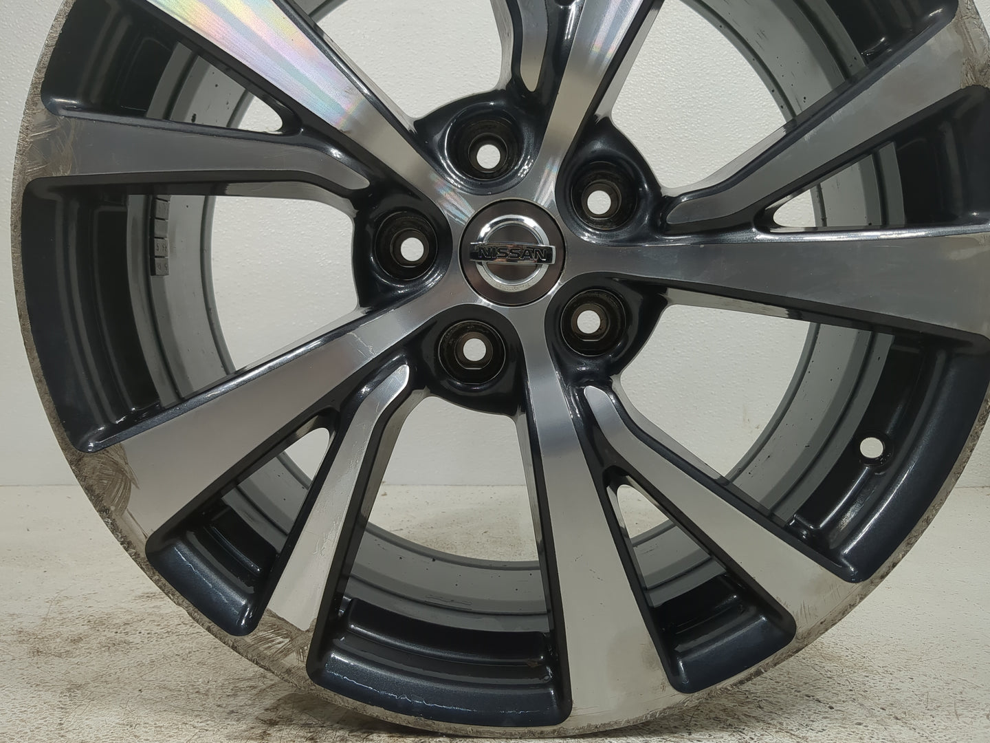 2018 Nissan Maxima Oem Wheel Rim Black - Oemusedautoparts1.com
