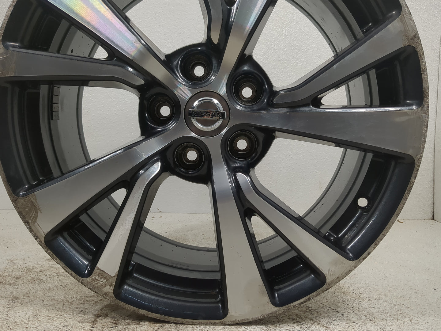 2018 Nissan Maxima Oem Wheel Rim Black - Oemusedautoparts1.com
