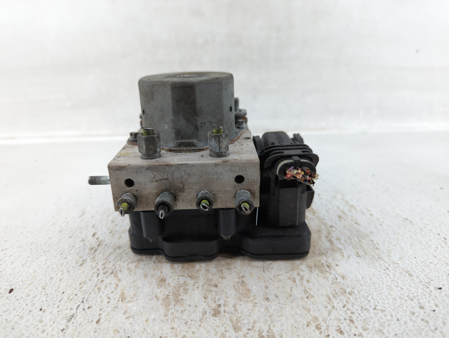2017-2018 Nissan Maxima ABS Pump Control Module Replacement P/N:47660 9DD0A Fits Fits 2017 2018 OEM Used Auto Parts - Oemuse
