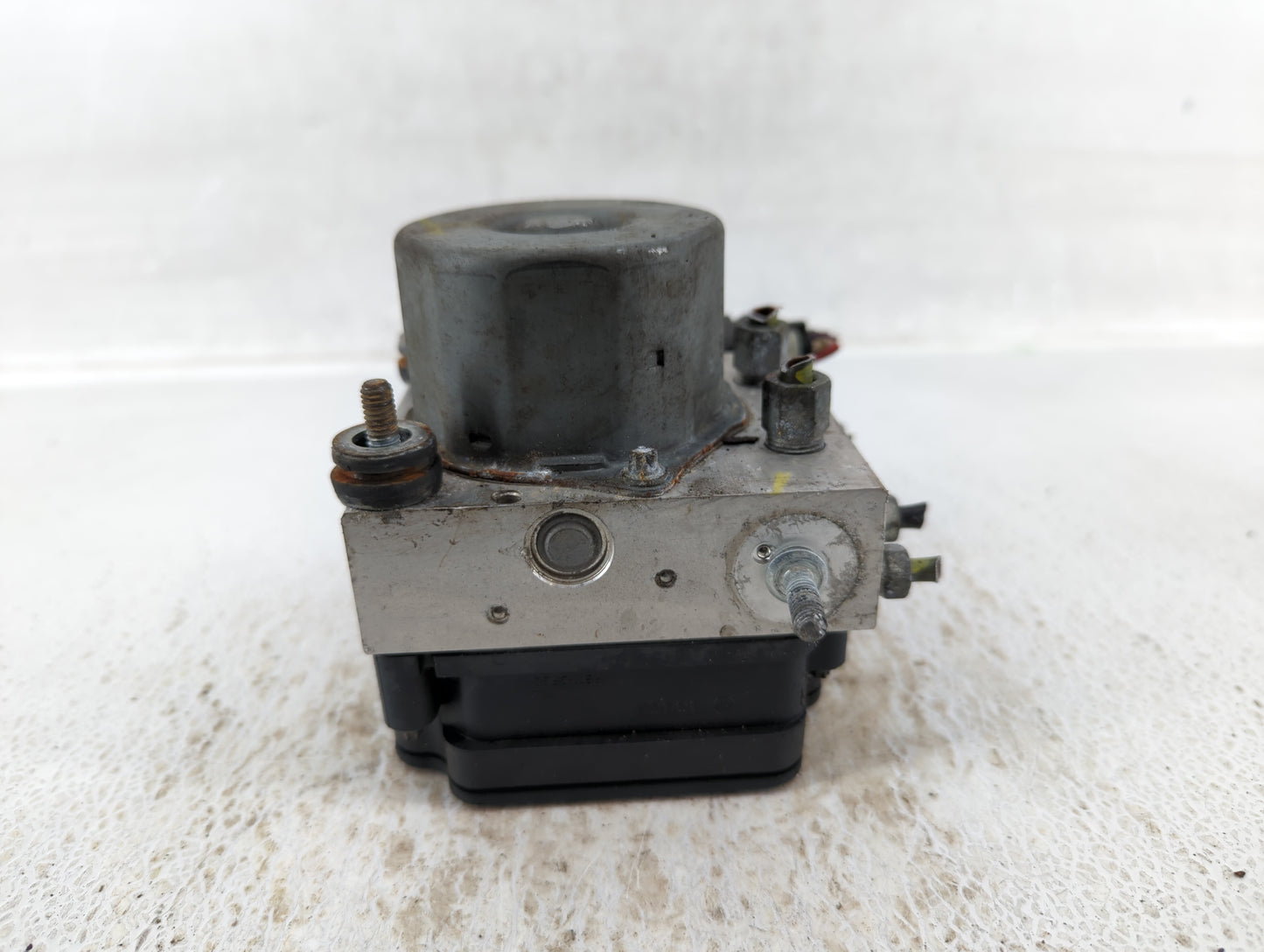 2017-2018 Nissan Maxima ABS Pump Control Module Replacement P/N:47660 9DD0A Fits Fits 2017 2018 OEM Used Auto Parts - Oemuse