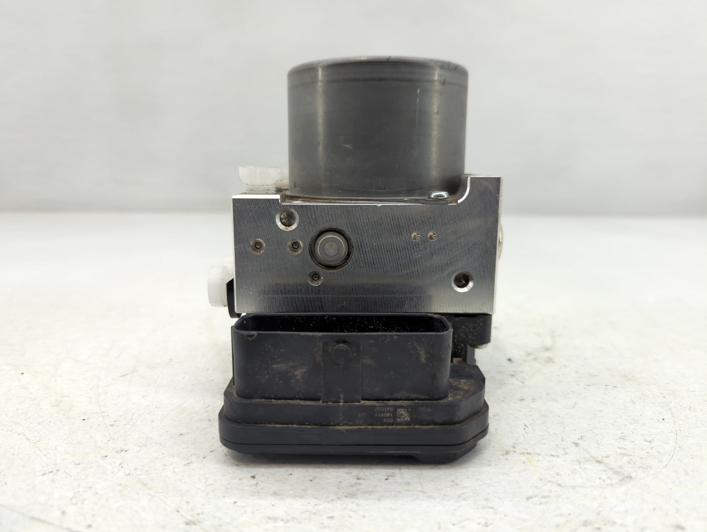 2018 Nissan Maxima ABS Pump Control Module Replacement P/N:116030 51080 Fits OEM Used Auto Parts - Oemusedautoparts1.com
