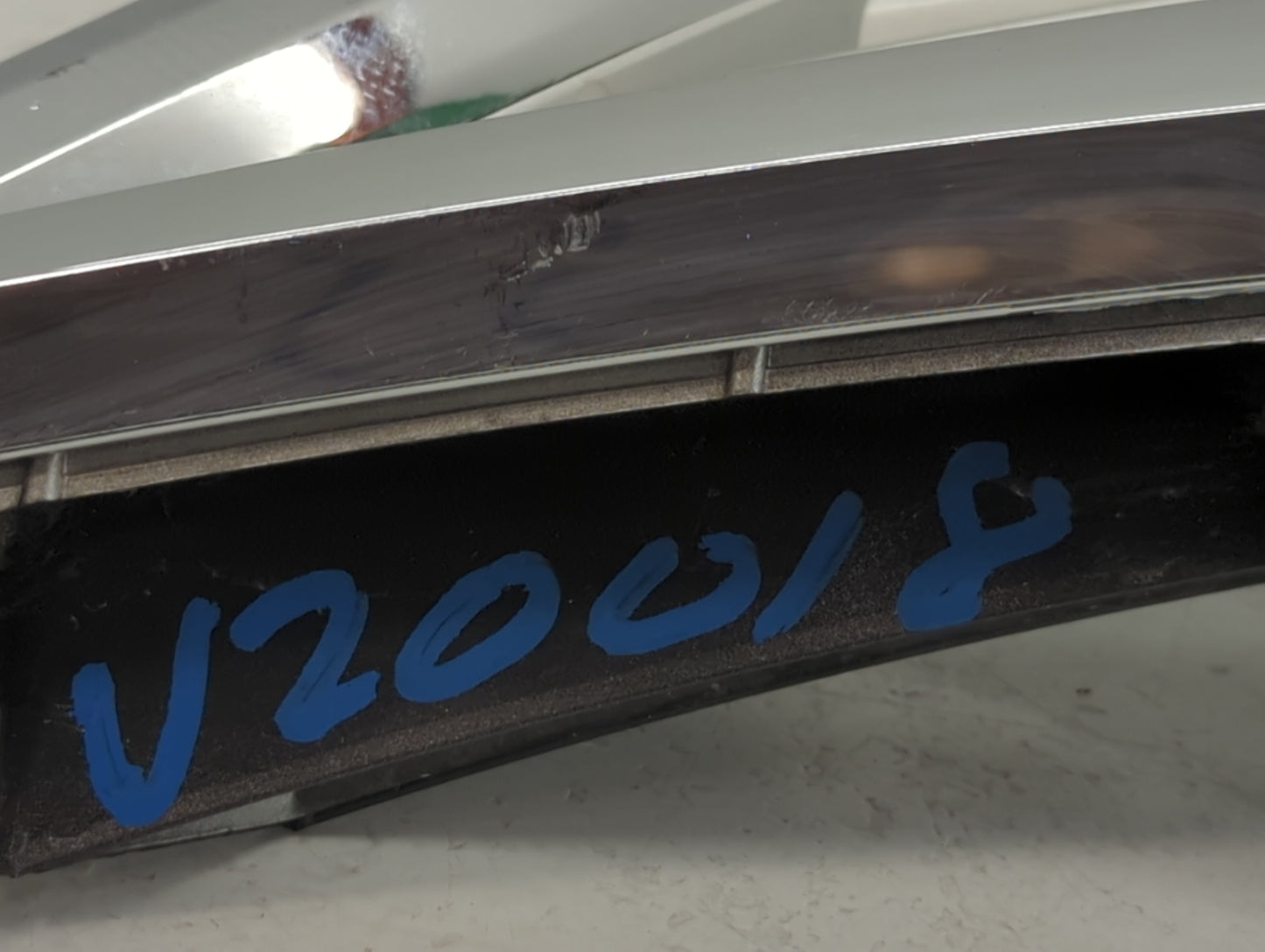 2018-2018 Nissan Maxima Front Bumper Grille Cover - Oemusedautoparts1.com