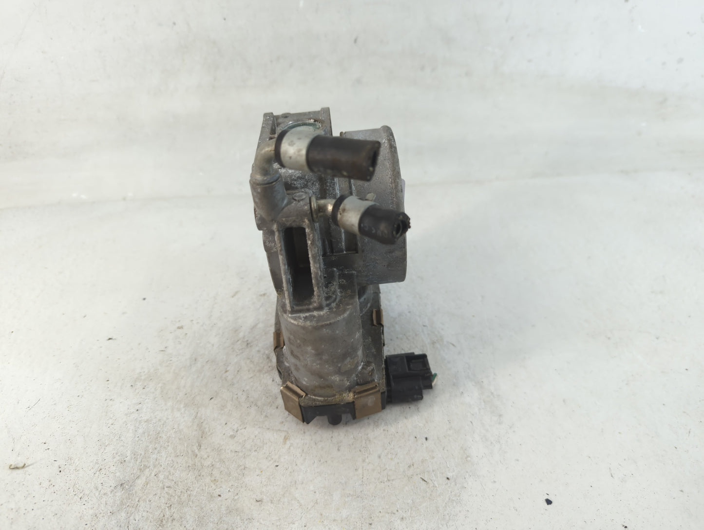 2016-2020 Nissan Maxima Throttle Body P/N:RME75-50 Fits Fits 2016 2017 2018 2019 2020 OEM Used Auto Parts - Oemusedautoparts
