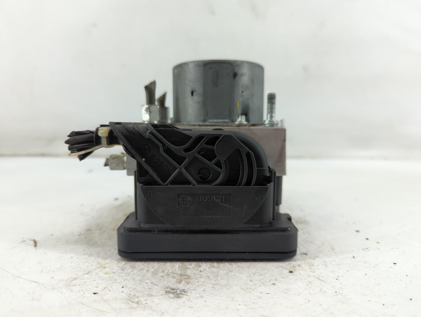 2017-2018 Nissan Maxima ABS Pump Control Module Replacement P/N:47660 9DD0A Fits Fits 2017 2018 OEM Used Auto Parts - Oemuse