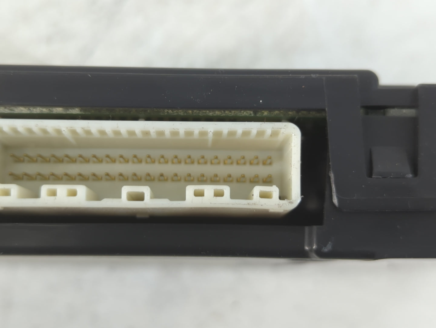 2016-2018 Nissan Maxima Radio AM FM Cd Player Receiver Replacement P/N:277609DE0A Fits Fits 2016 2017 2018 OEM Used Auto Par