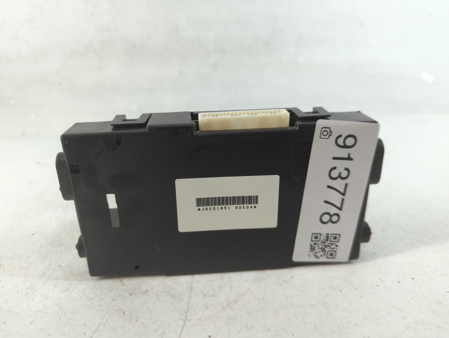 2016-2018 Nissan Maxima Radio AM FM Cd Player Receiver Replacement P/N:277609DE0A Fits Fits 2016 2017 2018 OEM Used Auto Par