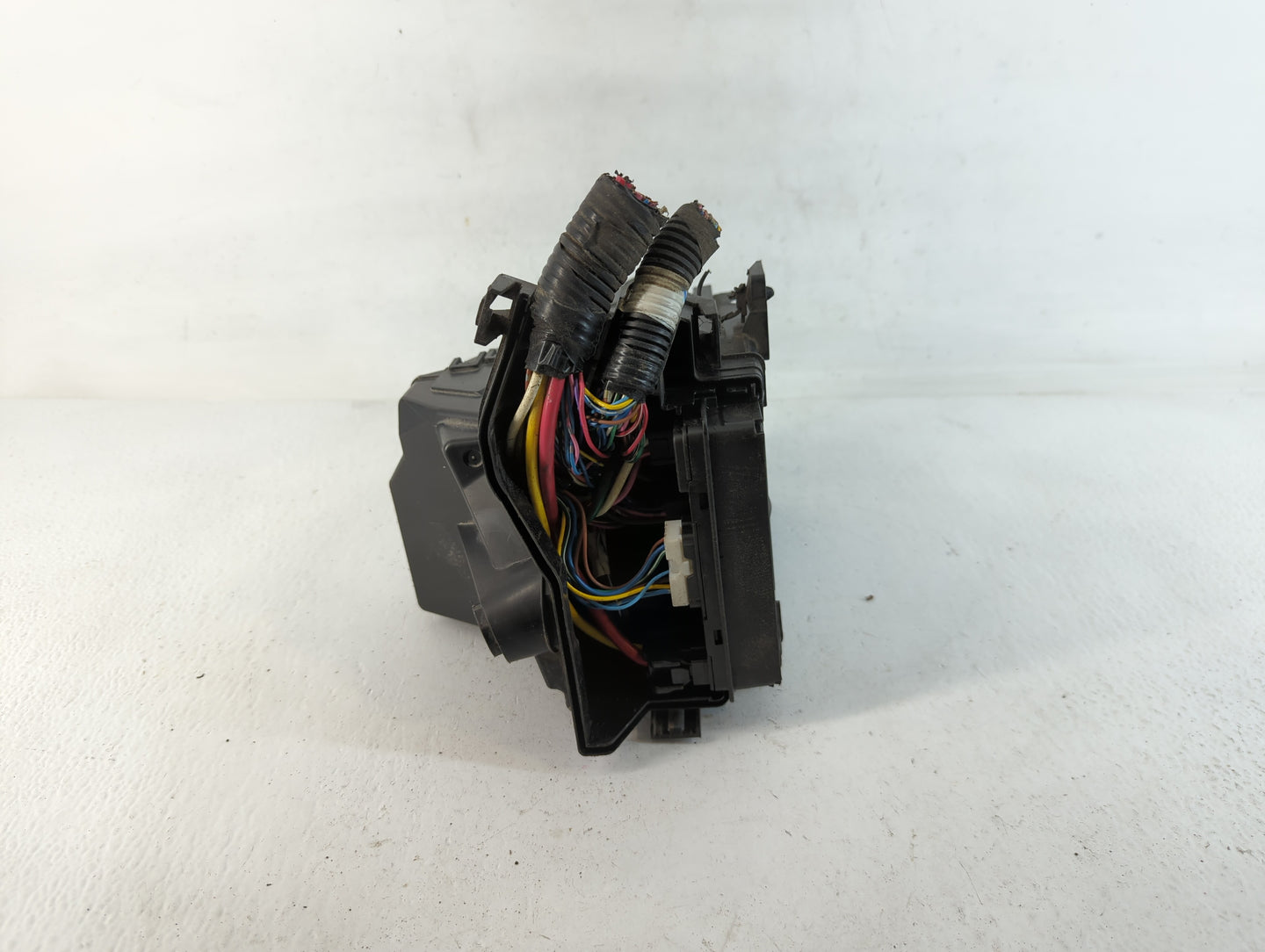 2015-2019 Nissan Micra Fusebox Fuse Box Panel Relay Module P/N:284B8 1HA0B Fits Fits 2013 2014 2015 2016 2017 2018 2019 OEM 