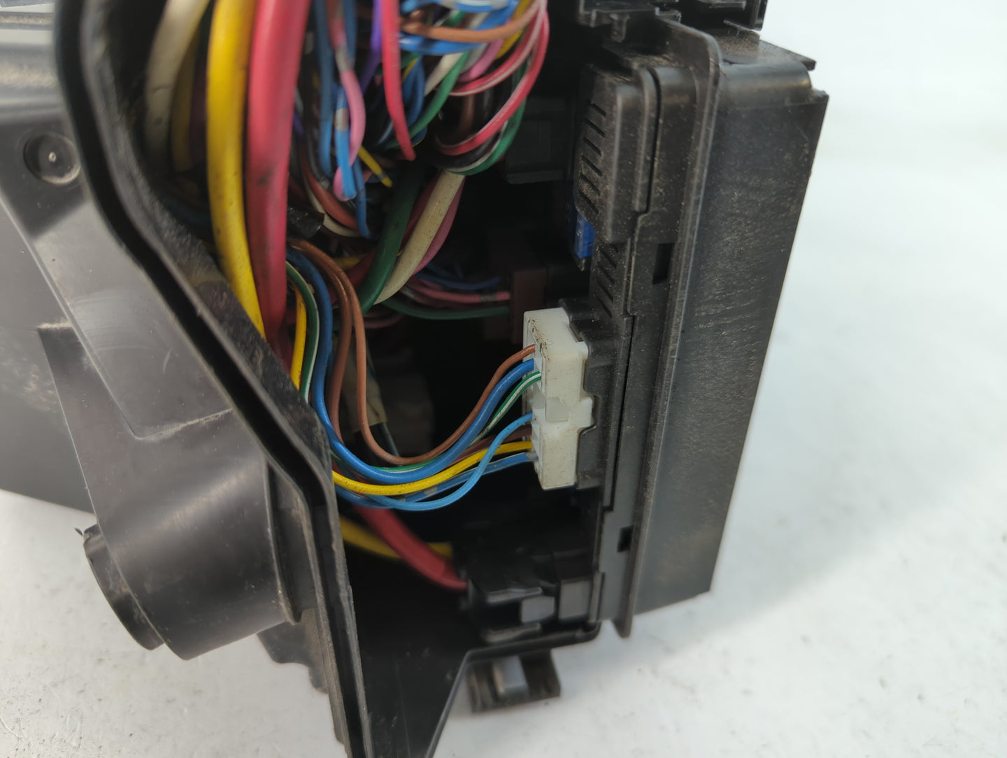 2015-2019 Nissan Micra Fusebox Fuse Box Panel Relay Module P/N:284B8 1HA0B Fits Fits 2013 2014 2015 2016 2017 2018 2019 OEM 