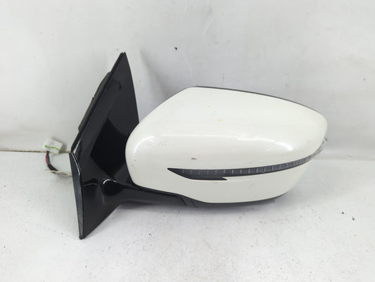 2016-2022 Nissan Murano Driver Side View Mirror - Left Door Mirror OEM Used - Oemusedautoparts1.com