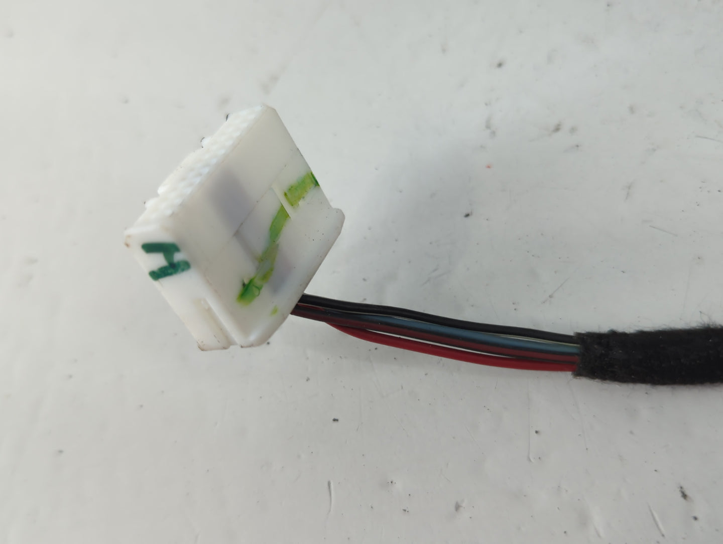 2016-2022 Nissan Murano Driver Side View Mirror - Left Door Mirror OEM Used - Oemusedautoparts1.com