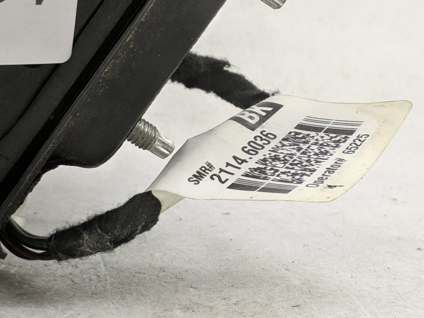 2018 Nissan Murano Side Mirror Replacement Passenger Right View Door Mirror Fits OEM Used Auto Parts - Oemusedautoparts1.com