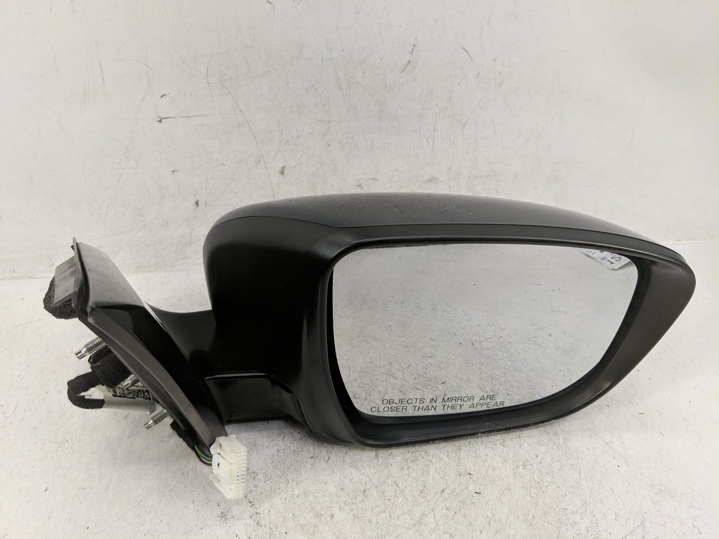 2018 Nissan Murano Side Mirror Replacement Passenger Right View Door Mirror Fits OEM Used Auto Parts - Oemusedautoparts1.com