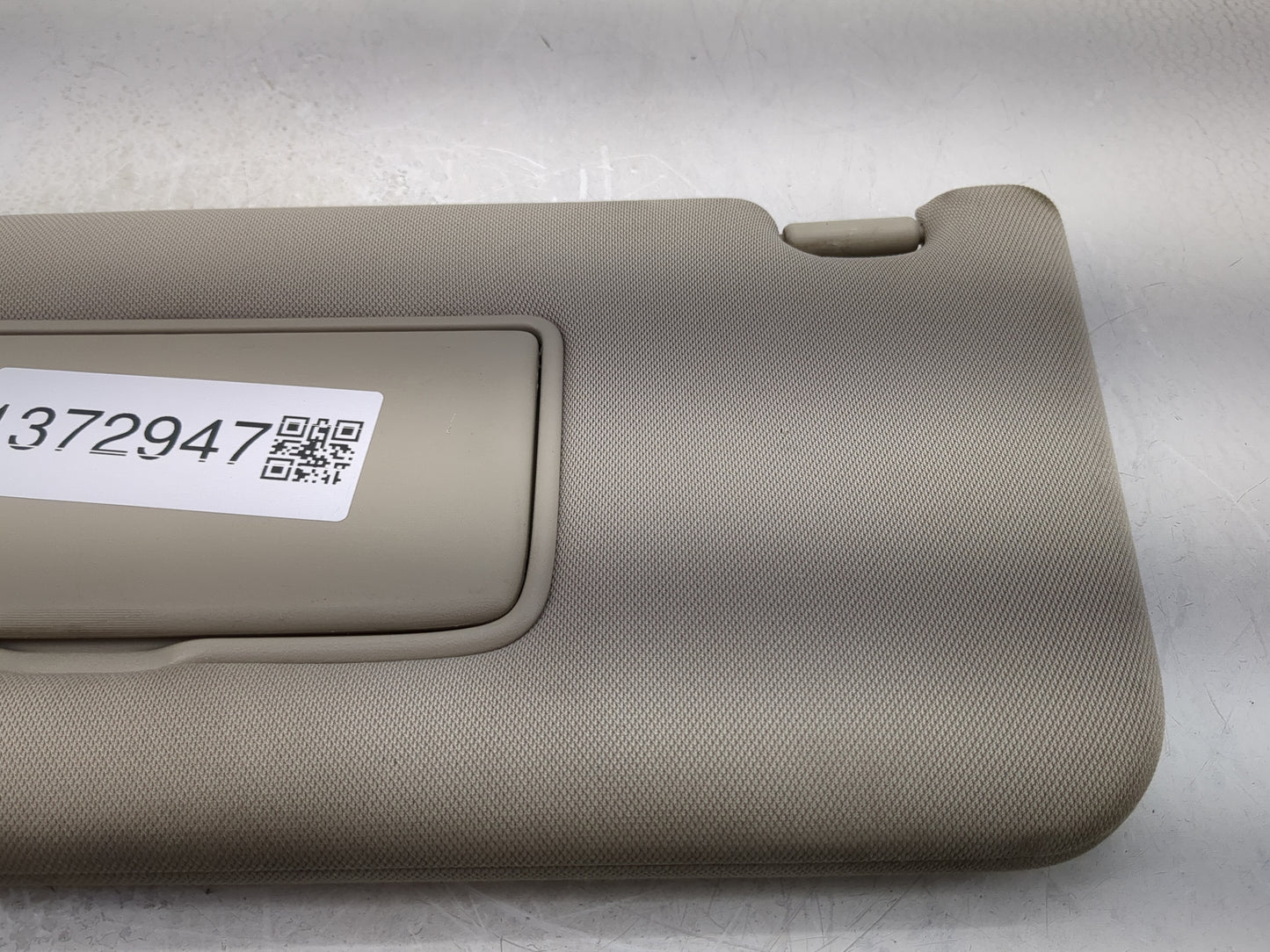 2015-2018 Nissan Murano Sun Visor Shade Replacement Driver Left Mirror Fits Fits 2015 2016 2017 2018 OEM Used Auto Parts - O