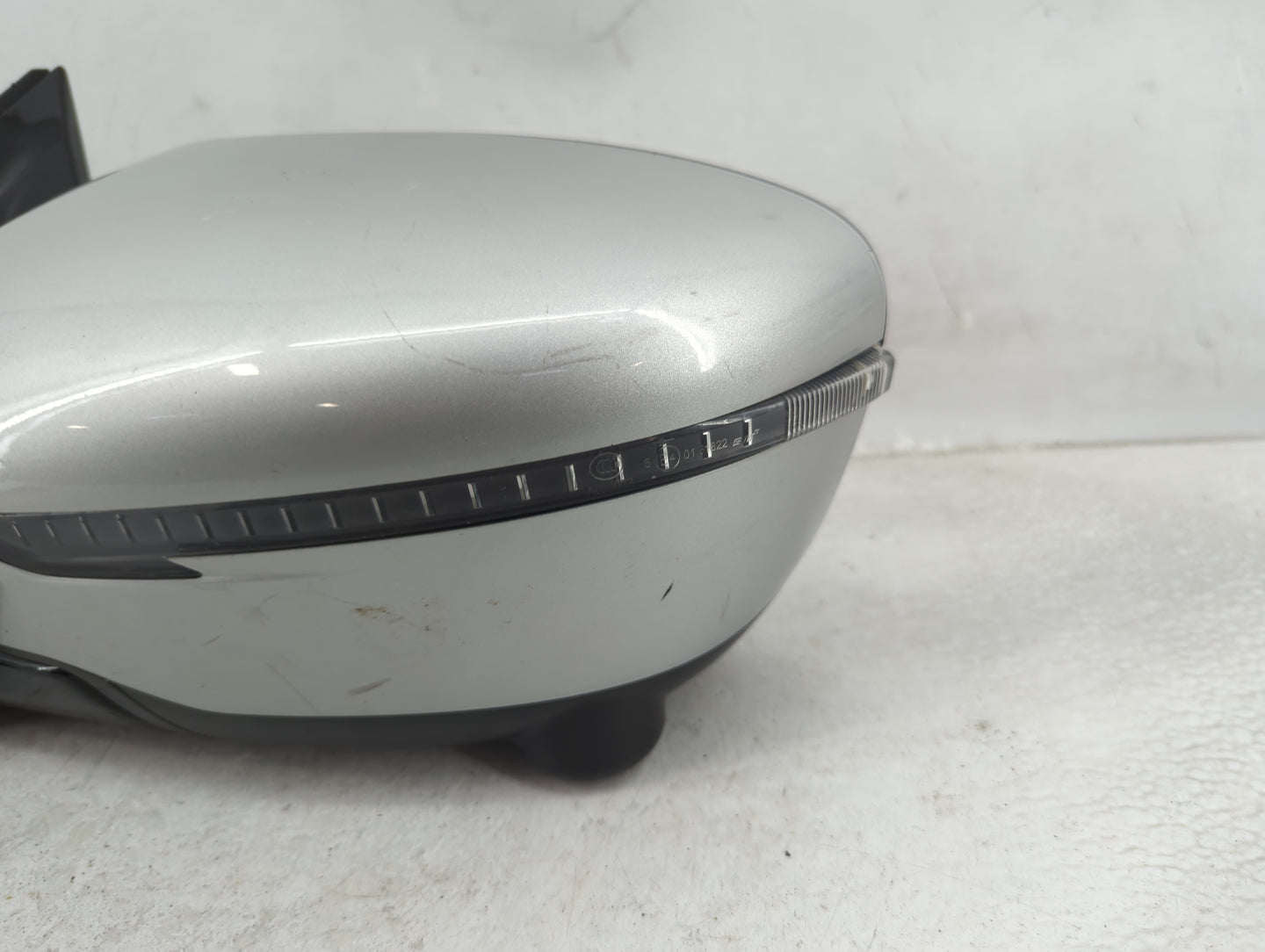 2016-2022 Nissan Murano Driver Side View Mirror - Left Door Mirror OEM Used - Oemusedautoparts1.com