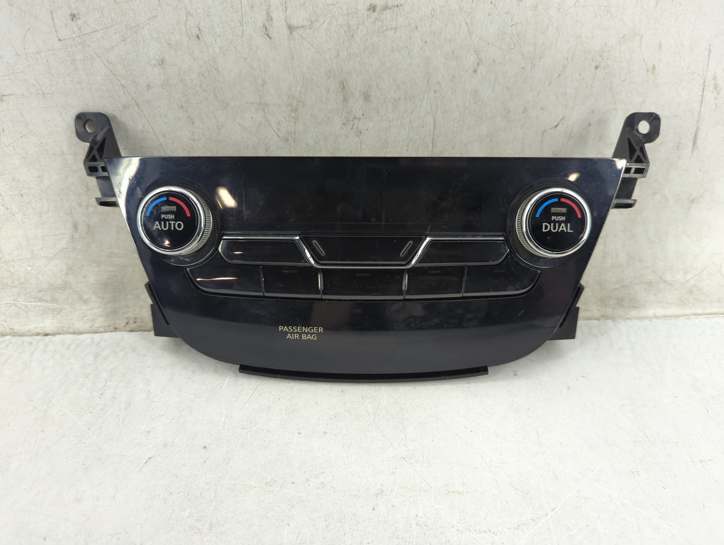 2017-2022 Nissan Murano Climate Control Module Temperature AC/Heater Replacement P/N:275009UC1C Fits OEM Used Auto Parts - O