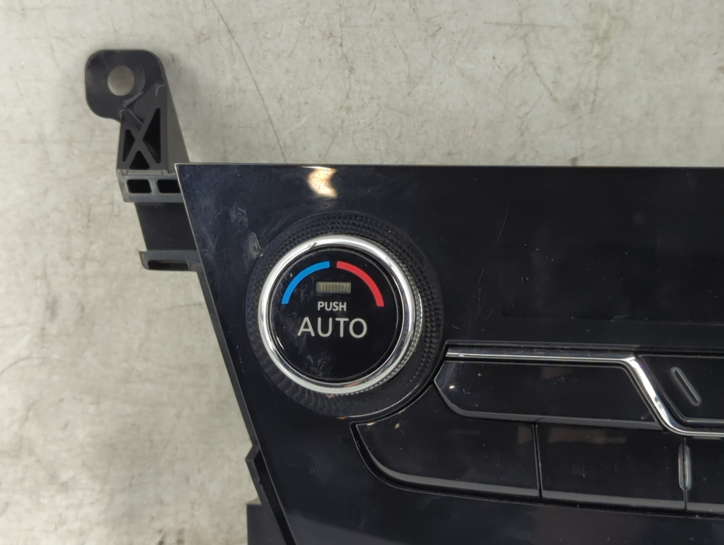 2017-2022 Nissan Murano Climate Control Module Temperature AC/Heater Replacement P/N:275009UC1C Fits OEM Used Auto Parts - O